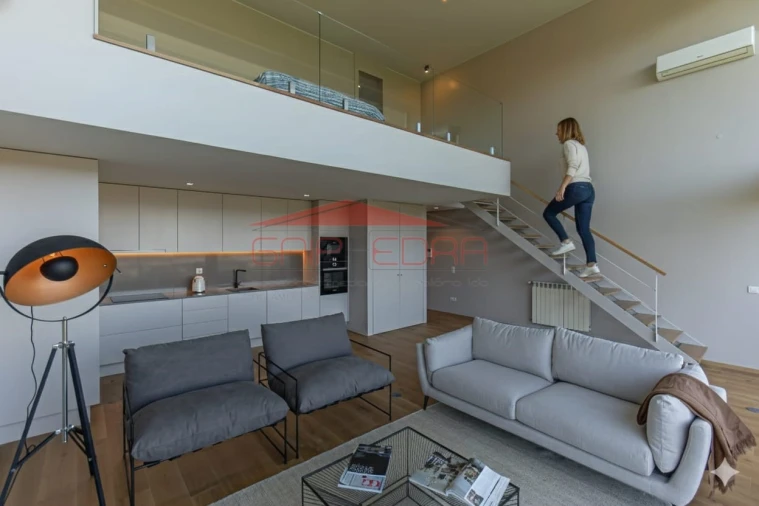 Apartamento T1 para Venda em Mafamude e Vilar do Paraíso Foto 3