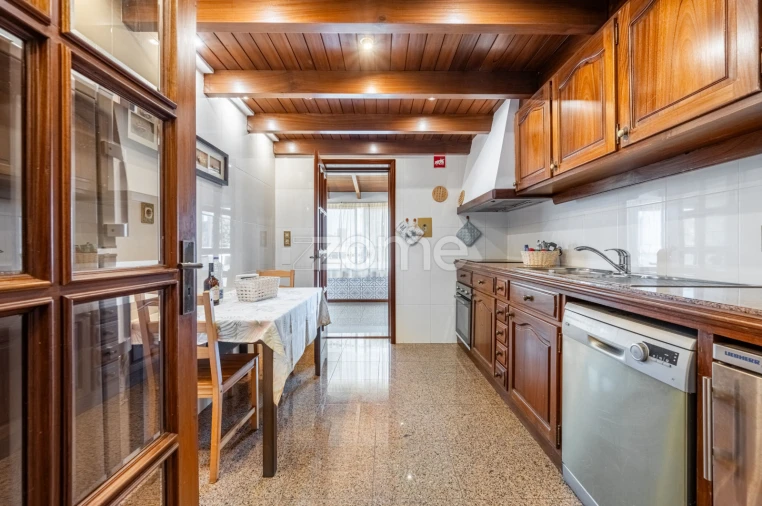 Moradia T7 para Venda em Perafita, Lavra e Santa Cruz do Bispo Foto 30