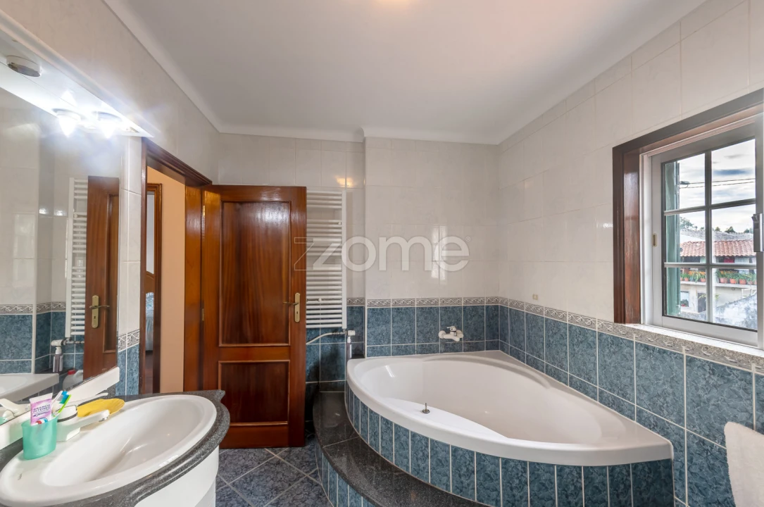 Moradia T4 para Venda em Travassô e Óis da Ribeira Foto 22