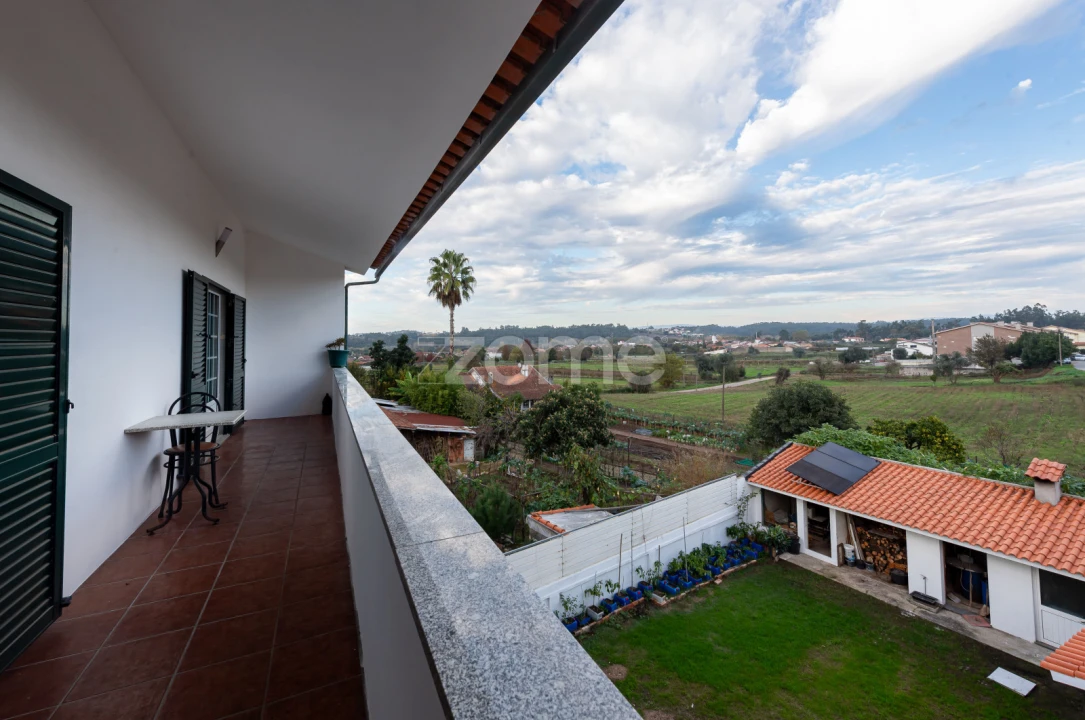 Moradia T4 para Venda em Travassô e Óis da Ribeira Foto 26