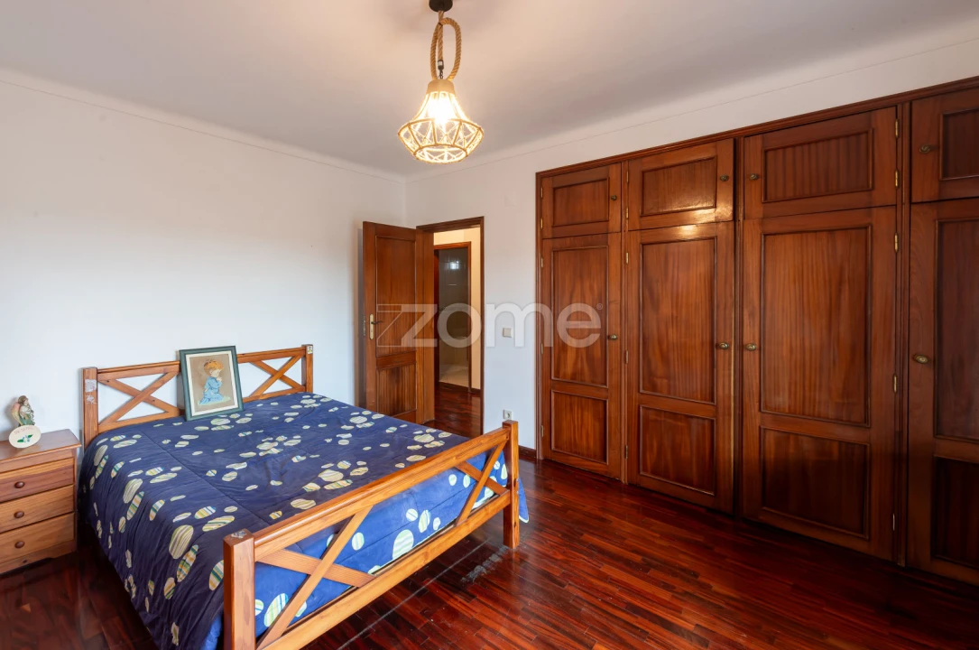 Moradia T4 para Venda em Travassô e Óis da Ribeira Foto 27