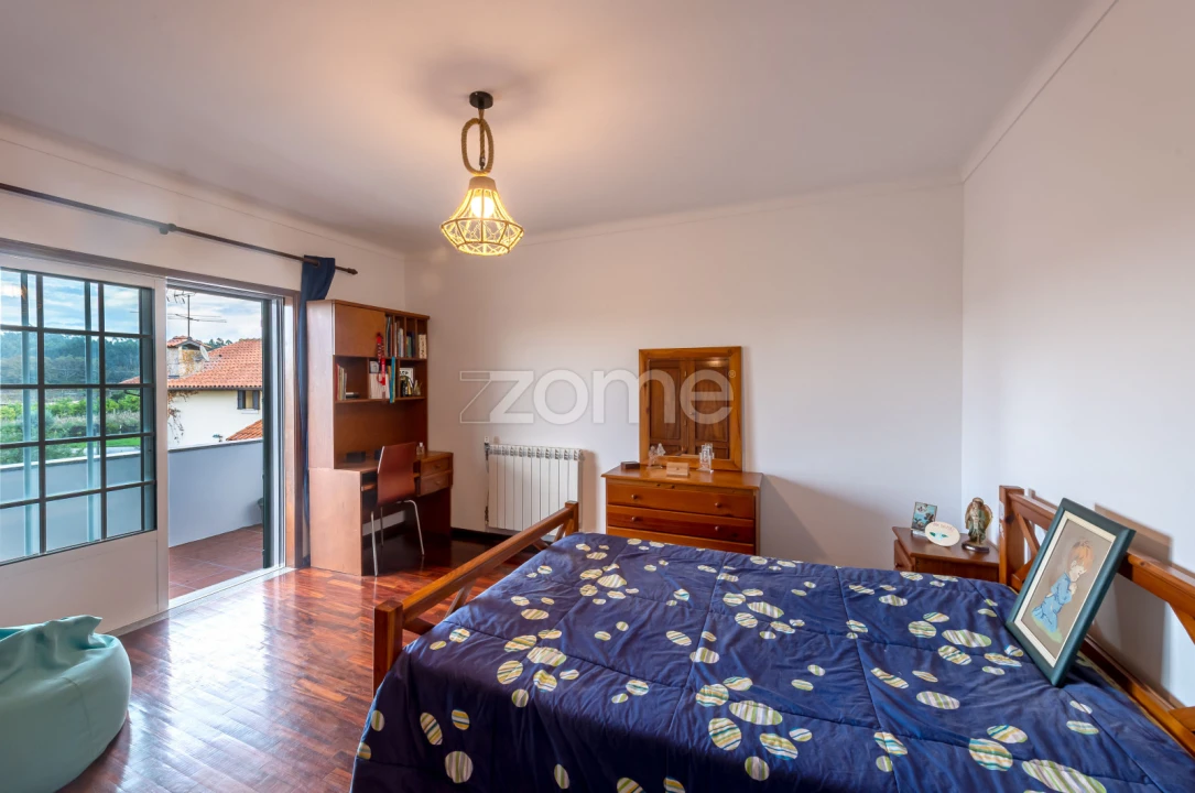 Moradia T4 para Venda em Travassô e Óis da Ribeira Foto 28