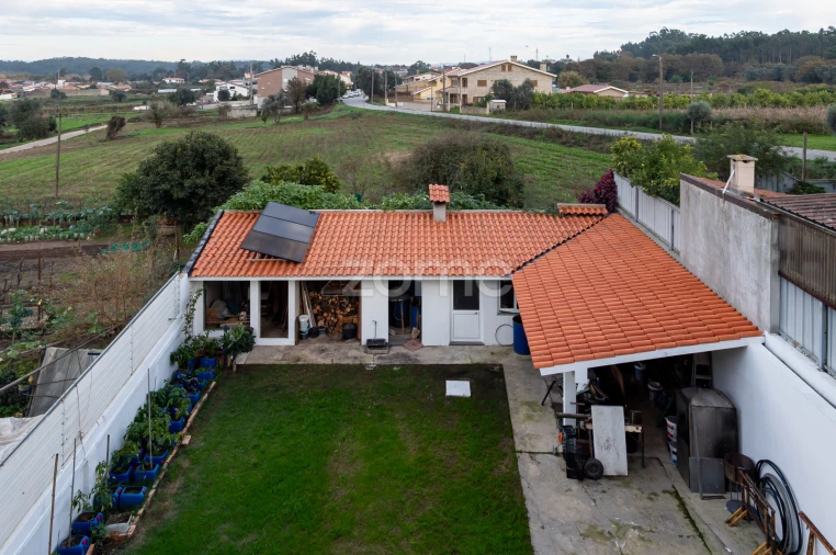 Moradia T4 para Venda em Travassô e Óis da Ribeira Foto 26