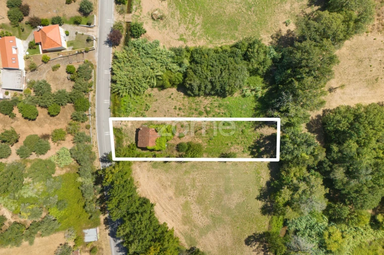 Moradia T2 para Venda em Santiago e São Simão de Litém e Albergaria dos Doze Foto 1