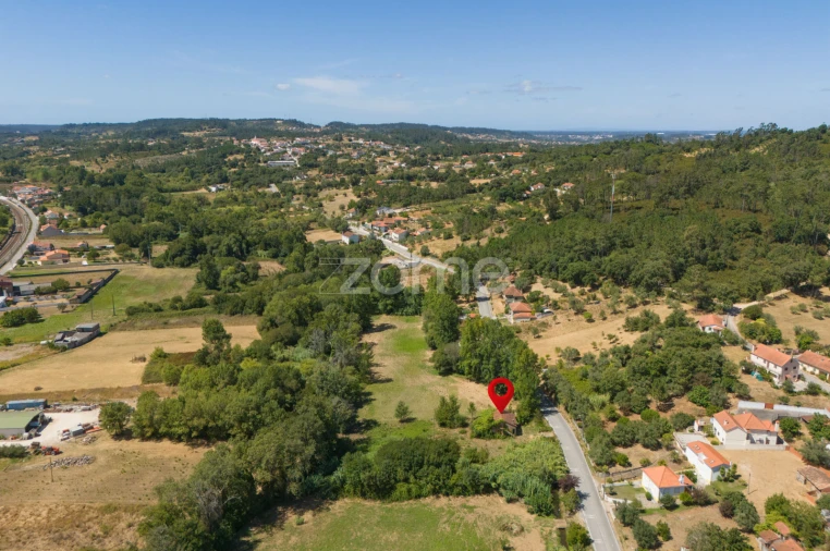 Moradia T2 para Venda em Santiago e São Simão de Litém e Albergaria dos Doze Foto 11