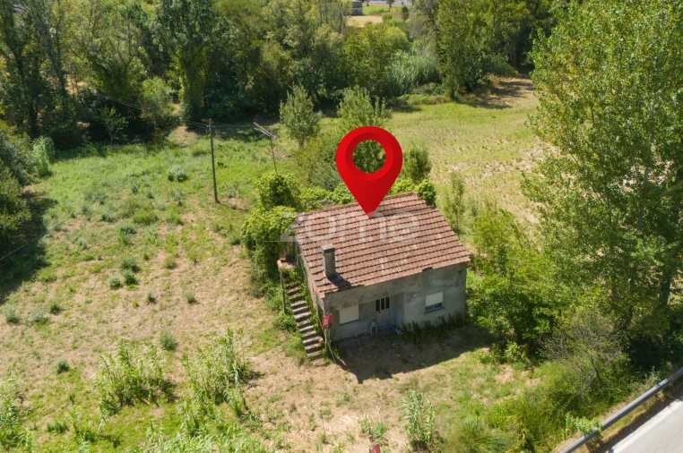 Moradia T2 para Venda em Santiago e São Simão de Litém e Albergaria dos Doze Foto 4