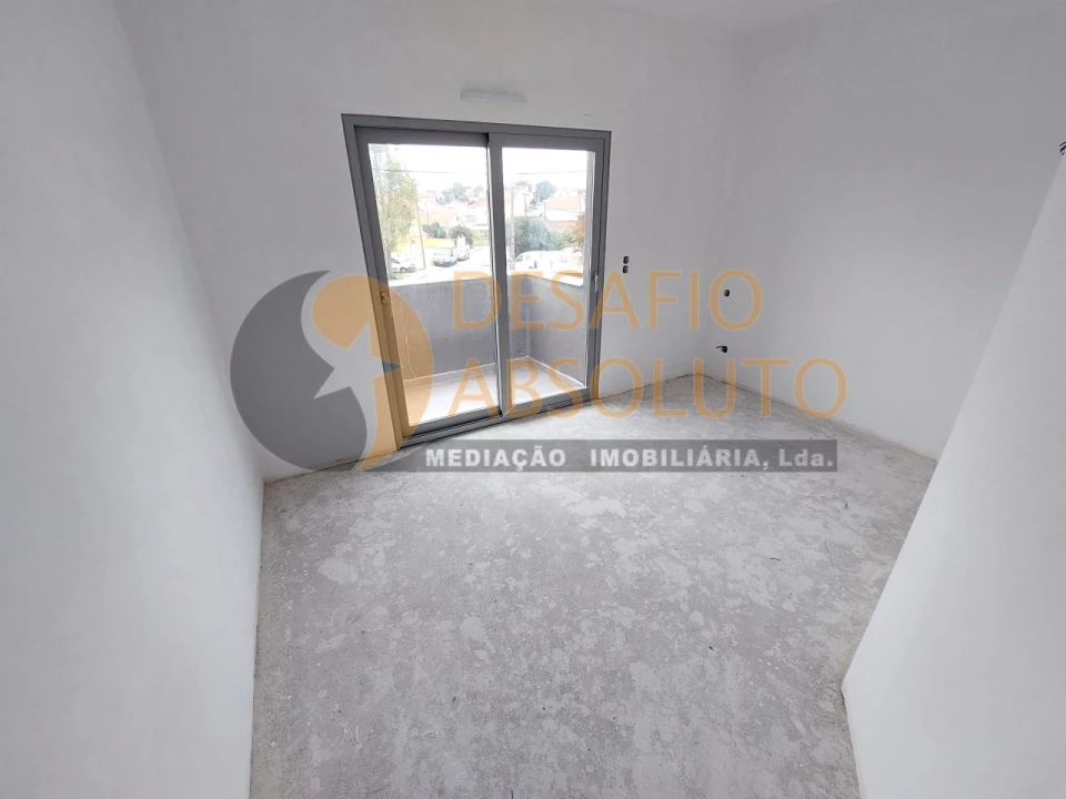 Apartamento T2 para Venda em Quinta do Conde Foto 20