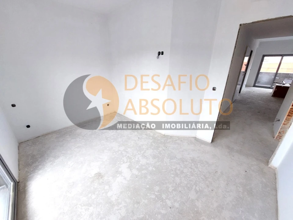 Apartamento T2 para Venda em Quinta do Conde Foto 21