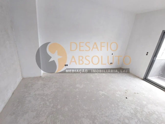 Apartamento T2 para Venda em Quinta do Conde Foto 18