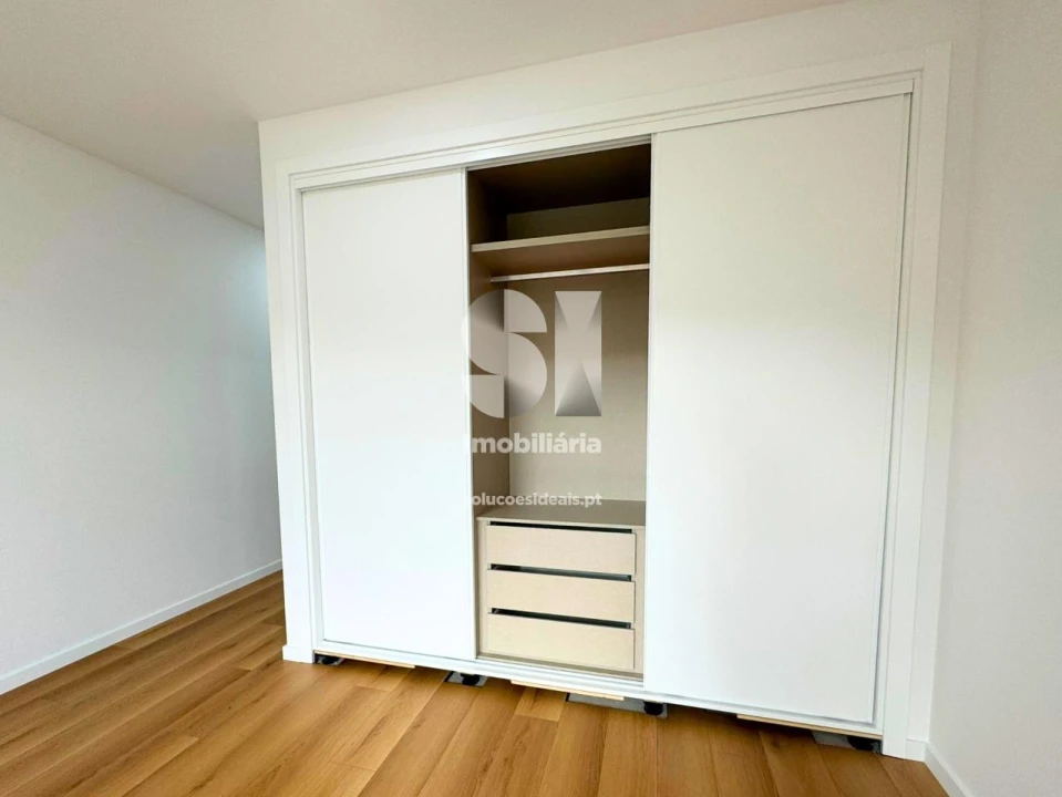 Apartamento T3 para Venda em Vilar Foto 14