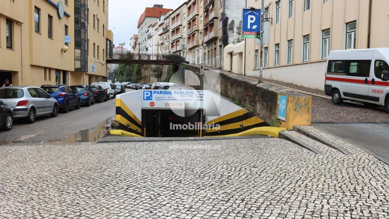Garagem para Venda em Sé Nova, Santa Cruz, Almedina e São Bartolomeu Foto 11