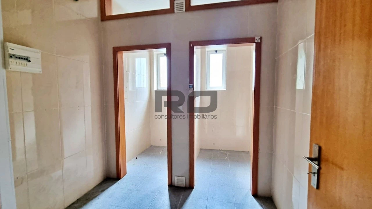 Escritório para Arrendamento em Castêlo da Maia Foto 20