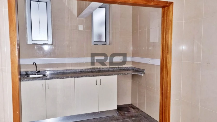 Escritório para Arrendamento em Castêlo da Maia Foto 16