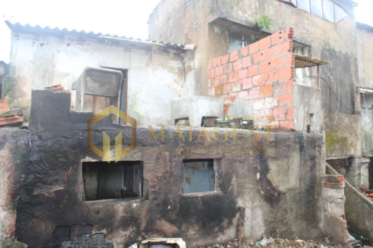 Moradia T10 para Venda em Mafamude e Vilar do Paraíso Foto 9