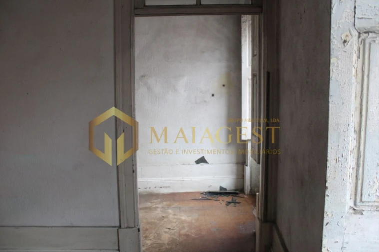 Moradia T10 para Venda em Mafamude e Vilar do Paraíso Foto 15