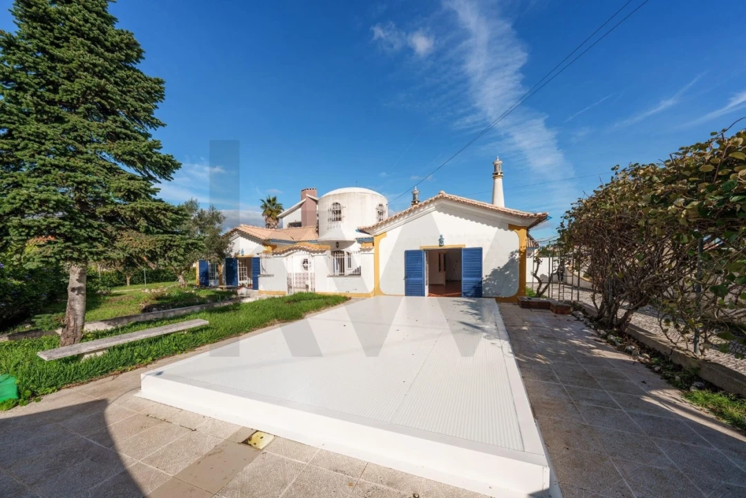 Moradia T2 para Venda em Fatima Foto 3