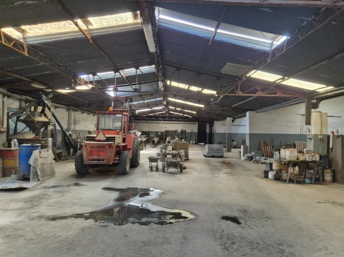 Armazém para Venda em Monte Real e Carvide Foto 9