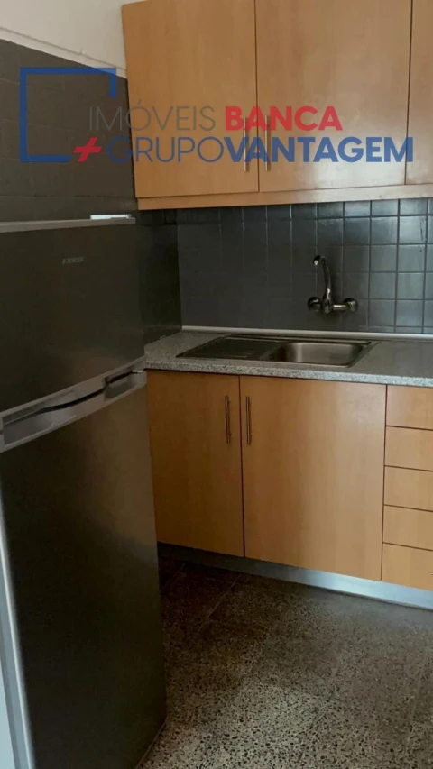Apartamento T1 para Venda em Paranhos