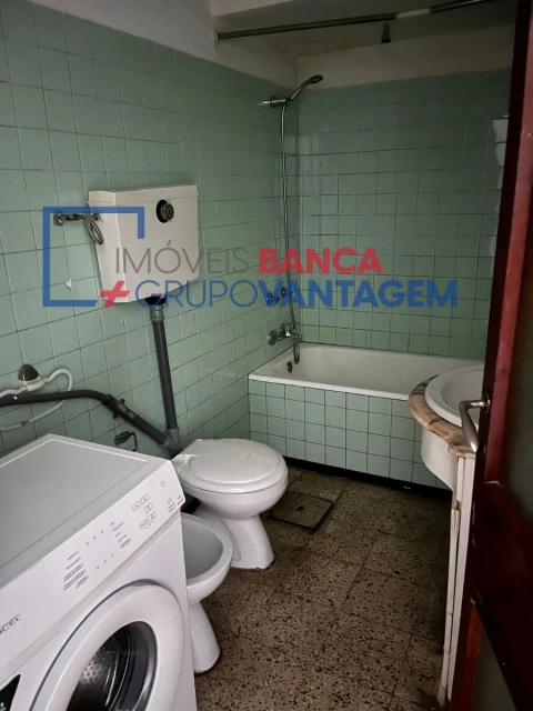 Apartamento T1 para Venda em Paranhos