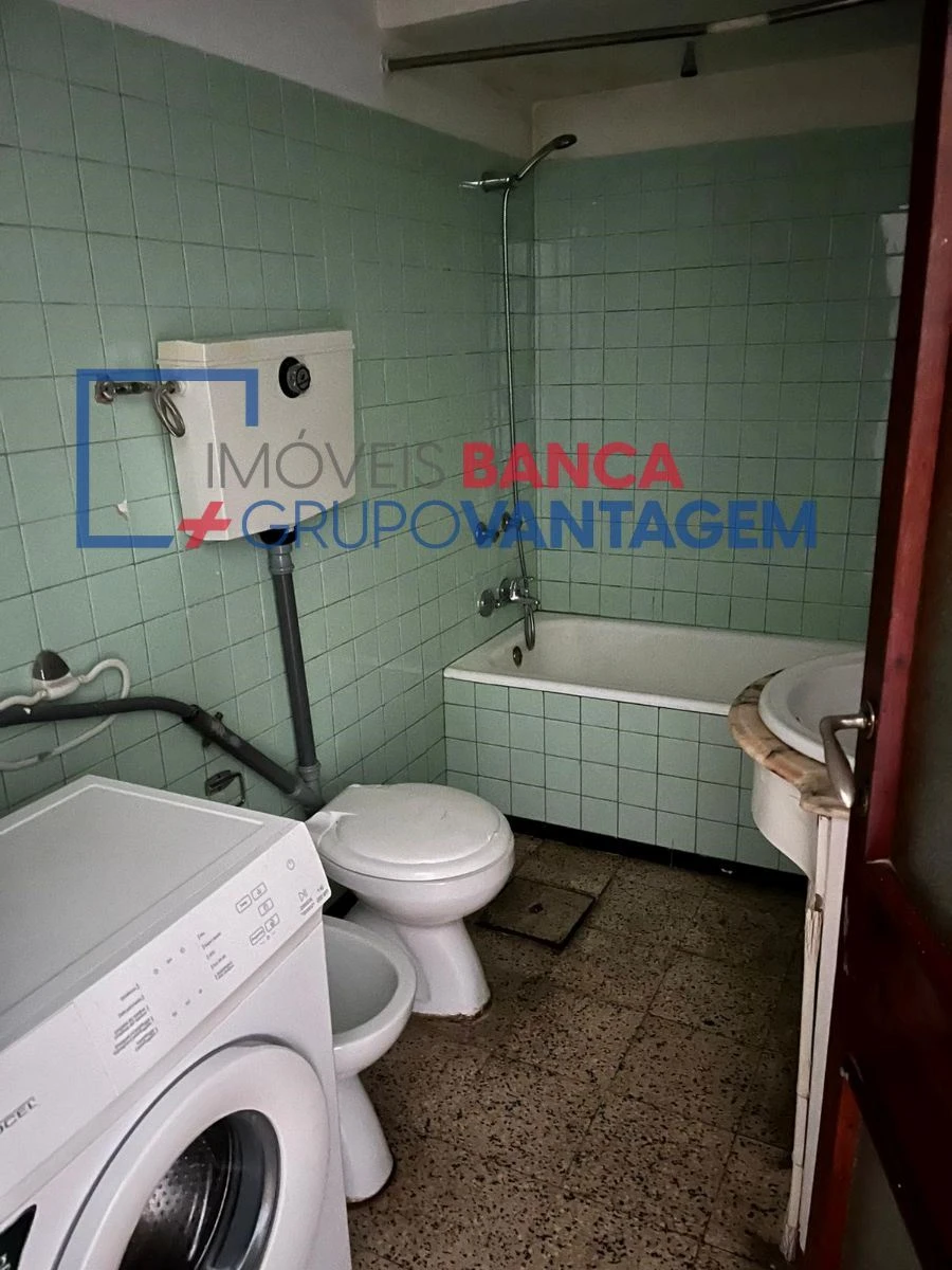 Apartamento T1 para Venda em Paranhos Foto 8