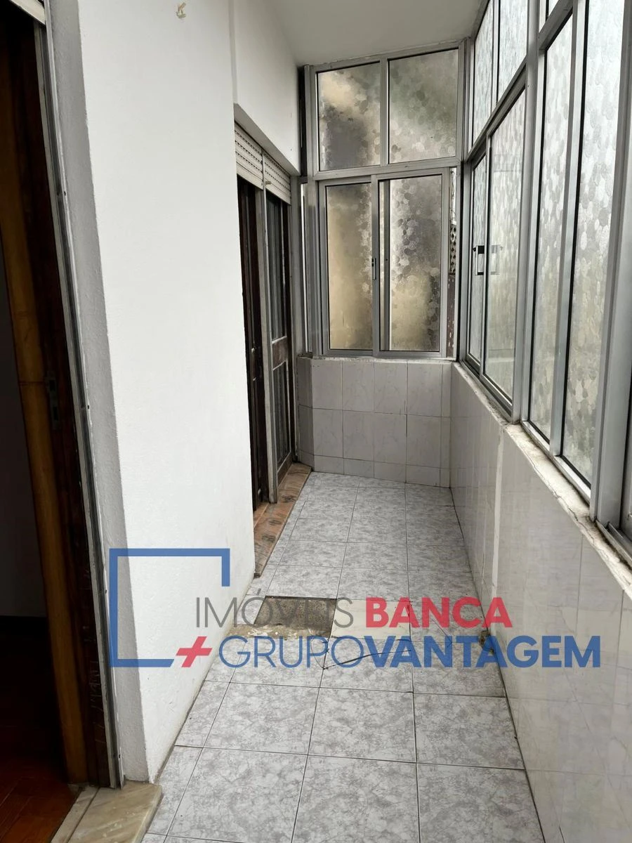 Apartamento T1 para Venda em Paranhos Foto 9