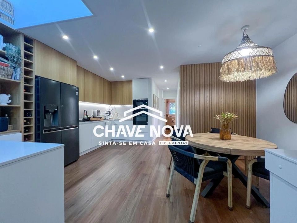 Apartamento T2 para Venda em Quarteira Foto 5