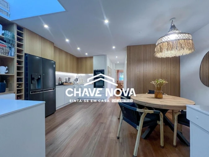 Apartamento T2 para Venda em Quarteira Foto 5