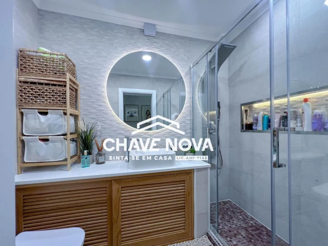 Apartamento T2 para Venda em Quarteira Foto 8