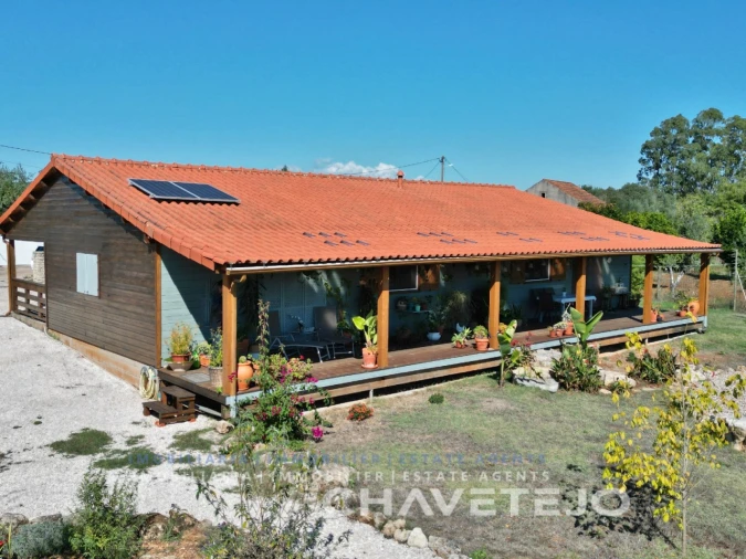 Moradia T2 para Venda em Areias e Pias Foto 2