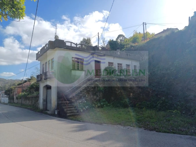 Moradia T3 para Venda em Pessegueiro do Vouga