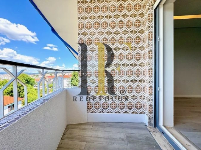 Apartamento T3 para Venda em Ermesinde Foto 3