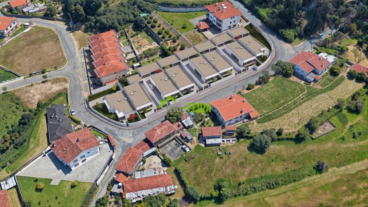 Moradia T3 para Venda em Santa Maria da Feira, Travanca, Sanfins e Espargo Foto 10