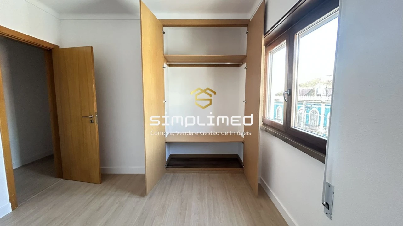 Apartamento T2 para Venda em Sesimbra (Santiago) Foto 27