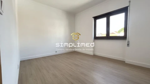 Apartamento T2 para Venda em Sesimbra (Santiago)