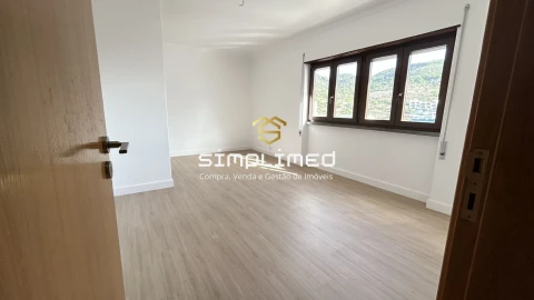 Apartamento T2 para Venda em Sesimbra (Santiago)