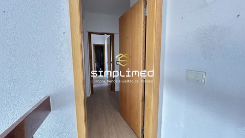 Apartamento T2 para Venda em Sesimbra (Santiago)