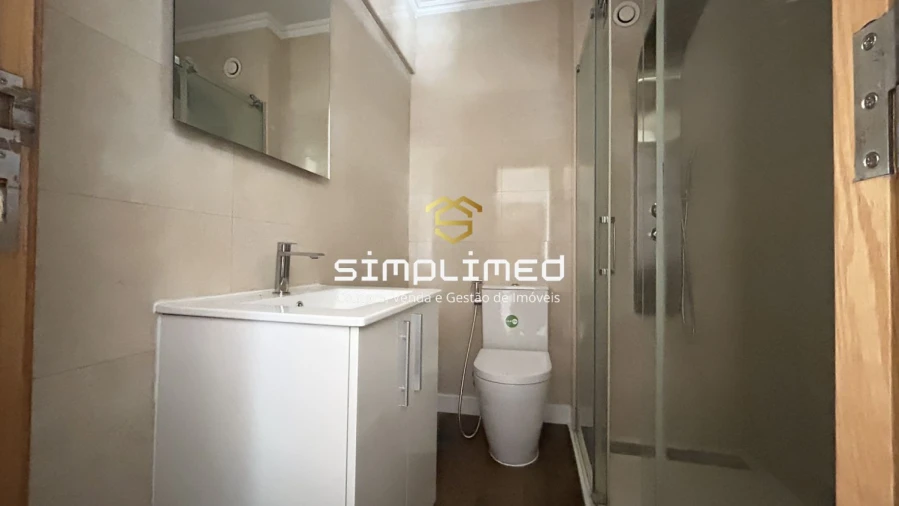Apartamento T2 para Venda em Sesimbra (Santiago) Foto 18