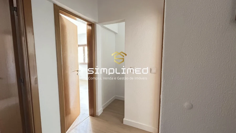 Apartamento T2 para Venda em Sesimbra (Santiago) Foto 13