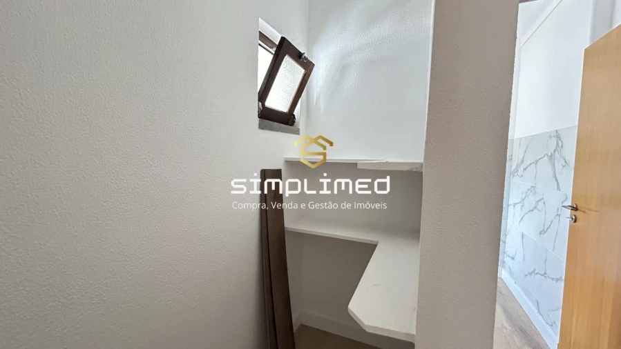 Apartamento T2 para Venda em Sesimbra (Santiago) Foto 14