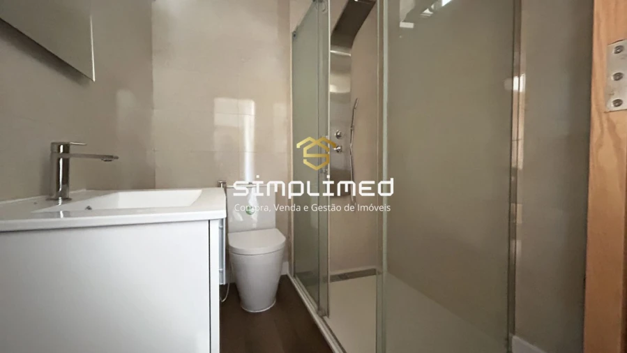 Apartamento T2 para Venda em Sesimbra (Santiago) Foto 16