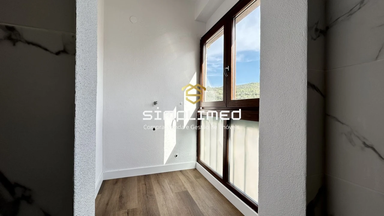 Apartamento T2 para Venda em Sesimbra (Santiago) Foto 5