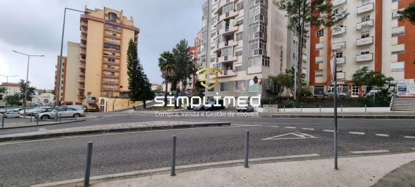 Apartamento T2 para Venda em Algueirão-Mem Martins