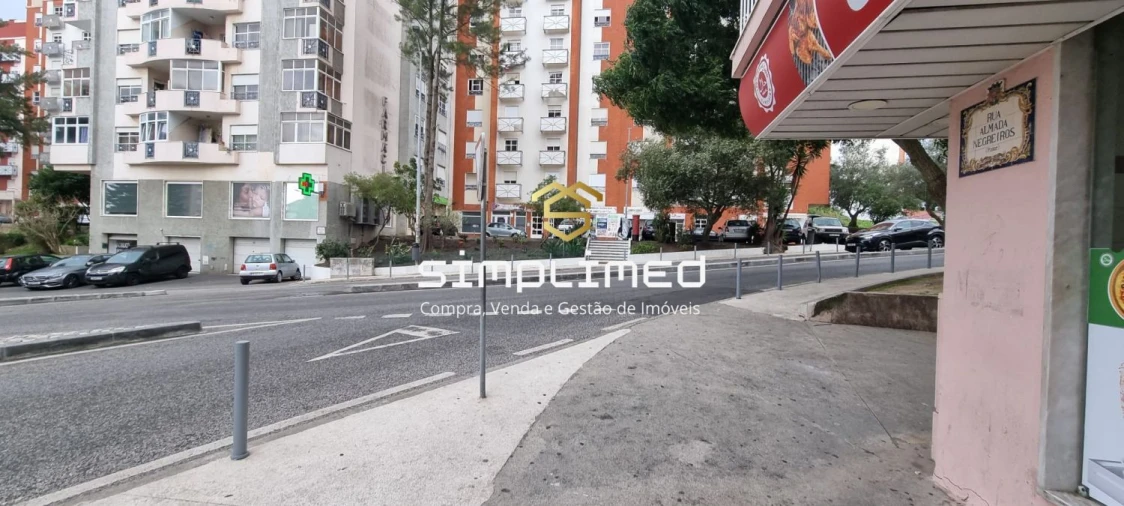 Apartamento T2 para Venda em Algueirão-Mem Martins Foto 20