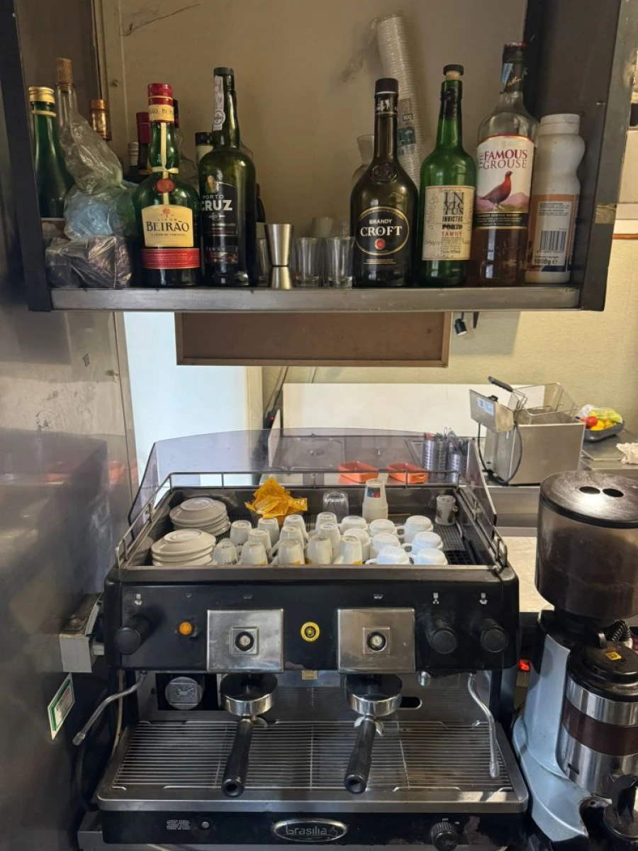 Loja para Trespasse em Algueirão-Mem Martins Foto 4