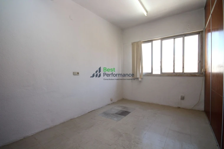 Loja para Venda em Vila Franca de Xira Foto 3