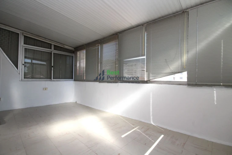 Loja para Venda em Vila Franca de Xira Foto 6