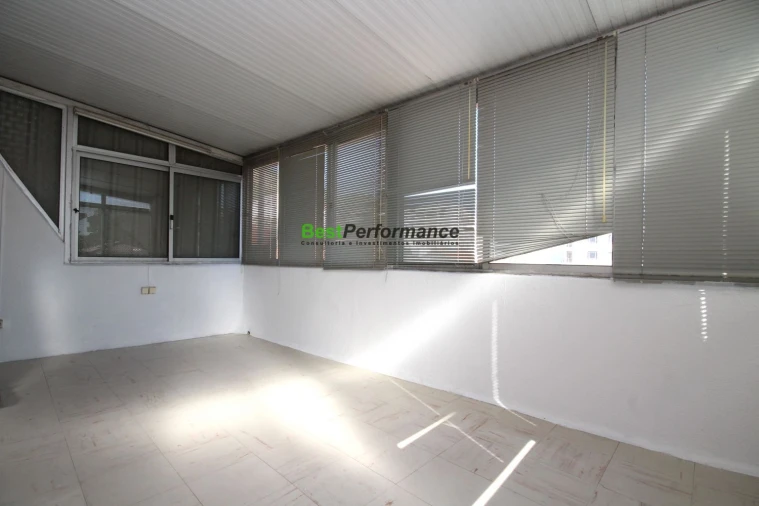 Loja para Venda em Vila Franca de Xira Foto 6