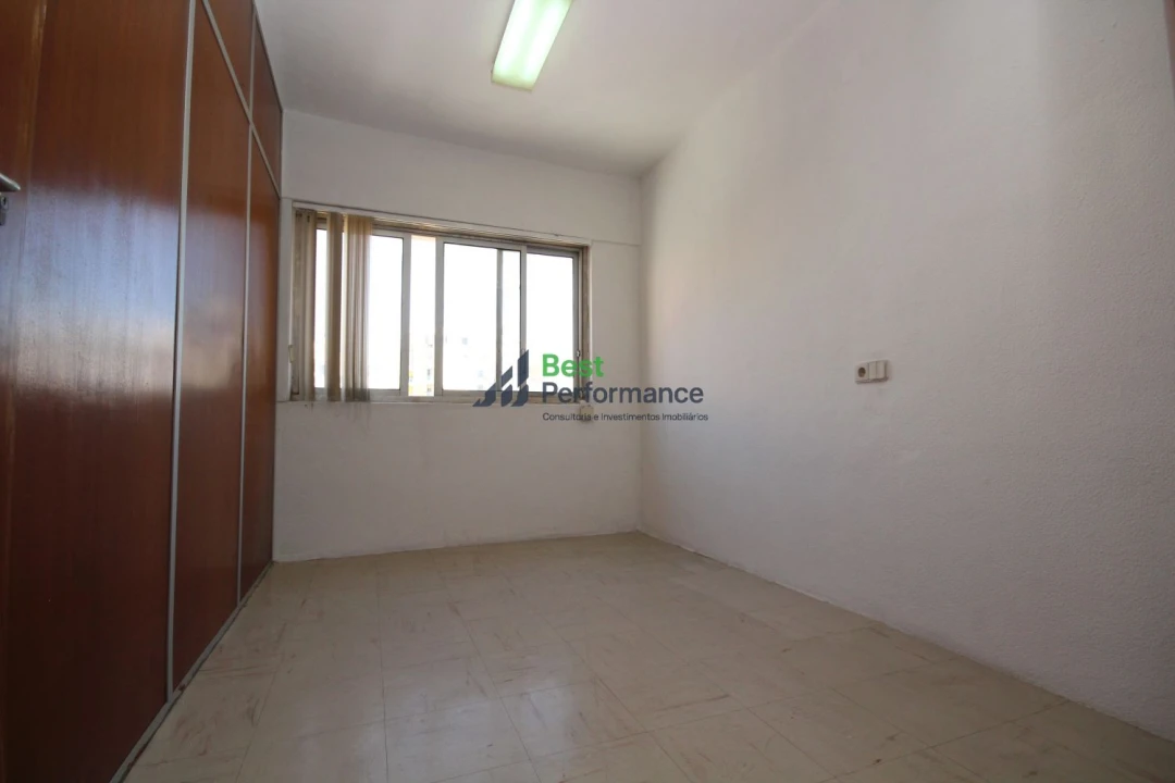 Loja para Venda em Vila Franca de Xira Foto 4