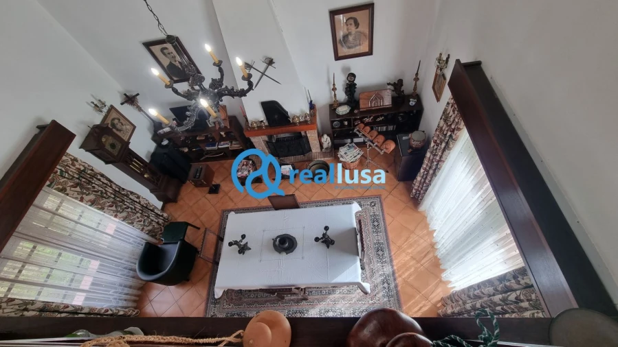 Moradia T6 para Venda em Arcozelo Foto 17