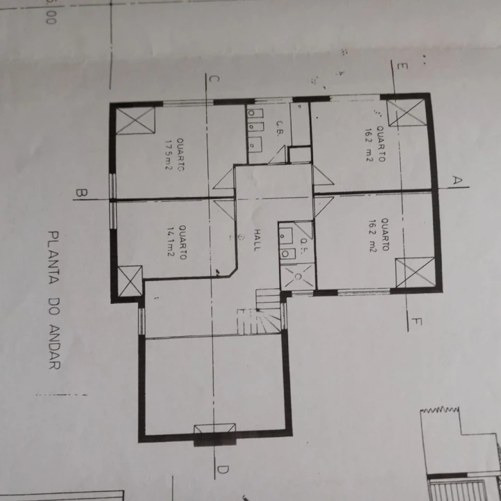 Moradia T6 para Venda em Arcozelo Foto 26